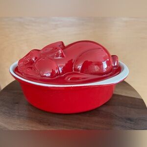Chasseur Cast Iron Enameled Red Rabbit cookware/bakeware